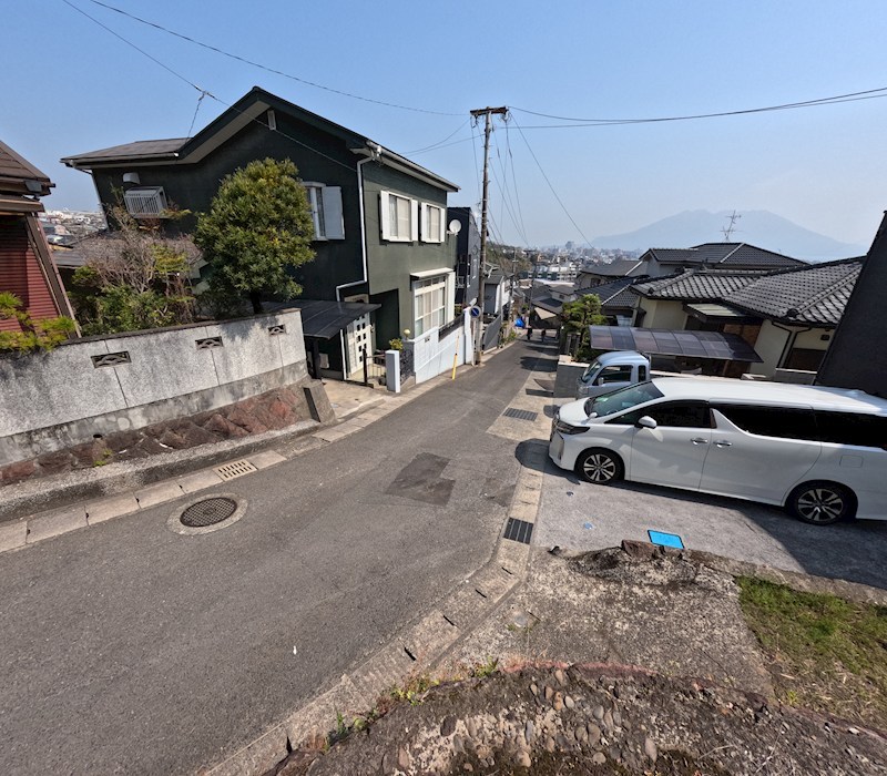 鹿児島県鹿児島市小原町 現地写真（前面道路含む現地写真）