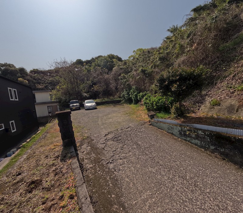 鹿児島県鹿児島市小原町 現地写真（前面道路含む現地写真）