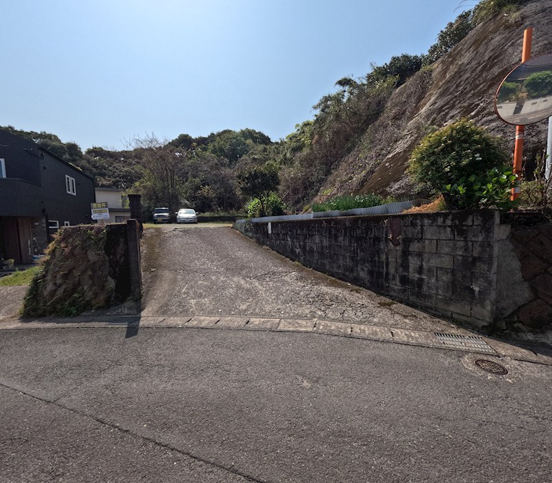 鹿児島県鹿児島市小原町 現地写真（前面道路含む現地写真）