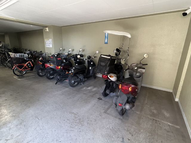 プリムローズ百草園 現地写真（前面道路含む現地写真）