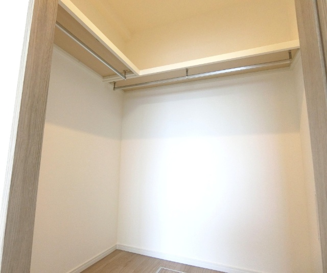 ライオンズマンション西橋本 内観写真（収納）