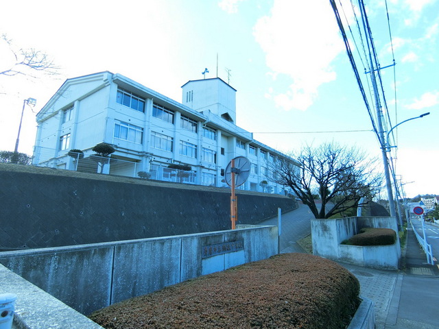 ジオ多摩センター 中学校