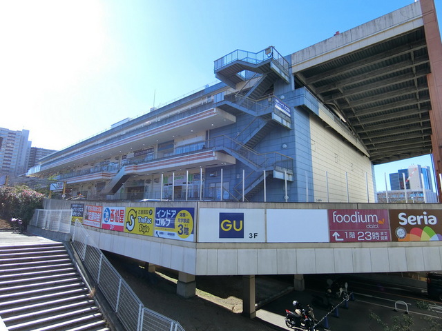 ジオ多摩センター ショッピング施設