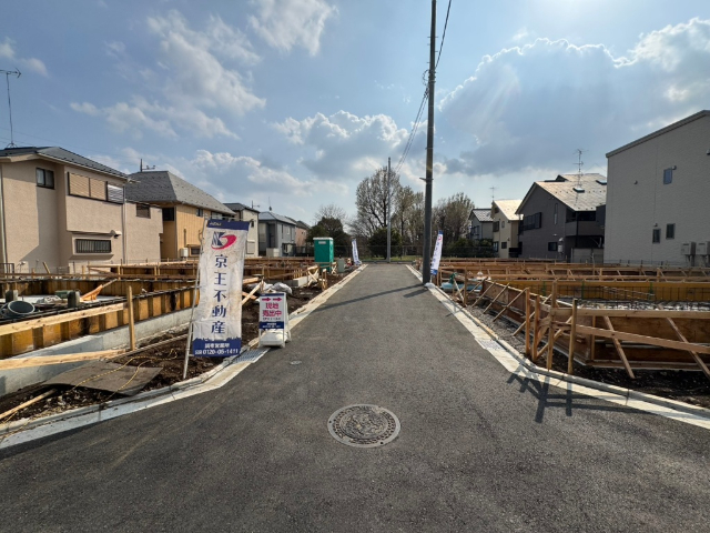 新築戸建　調布市富士見町　１号棟 現地写真（前面道路含む現地写真）