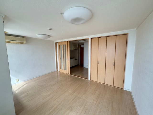 京王多摩川コーポラス 内観写真（リビング以外の居室）