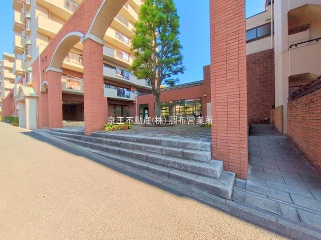 朝日マンション国領 現地写真（庭）