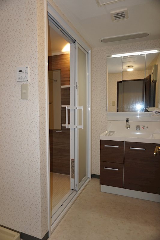 ライブタウン湘南野比5号棟　リフォーム歴の有る、3階部分のお部屋！  内観写真（洗面台・洗面所）