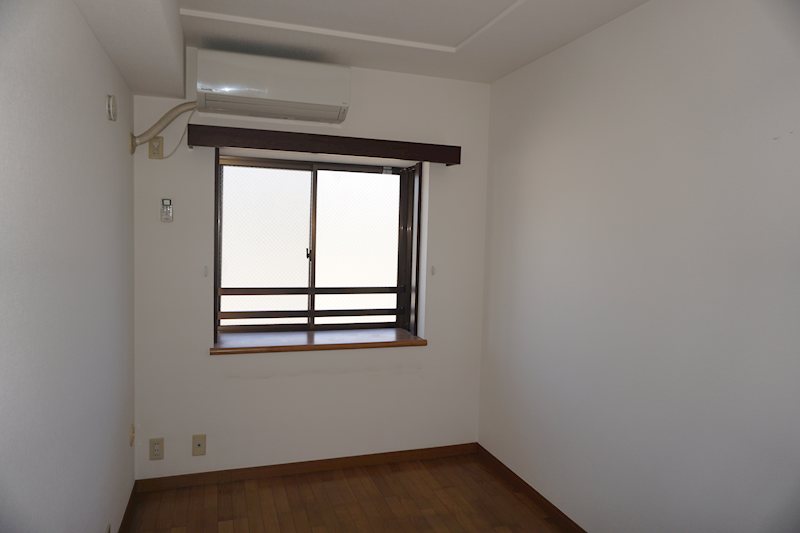 ライブタウン湘南野比5号棟　リフォーム歴の有る、3階部分のお部屋！  内観写真（リビング以外の居室）