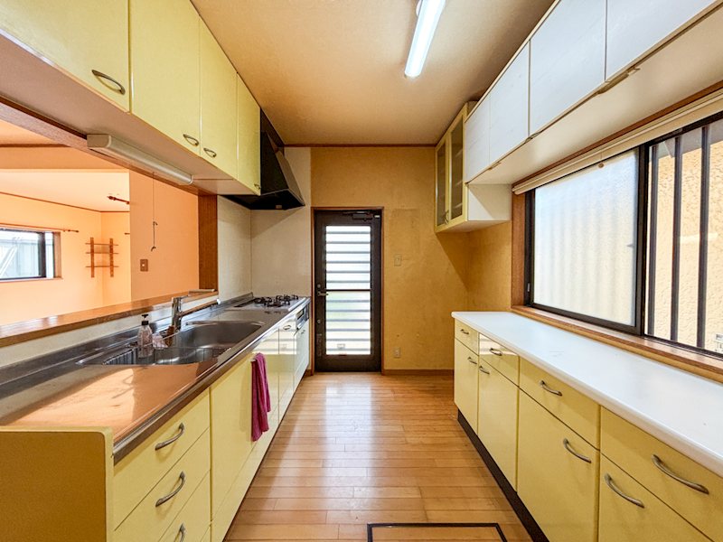 初声町入江中古戸建 内観写真（キッチン）