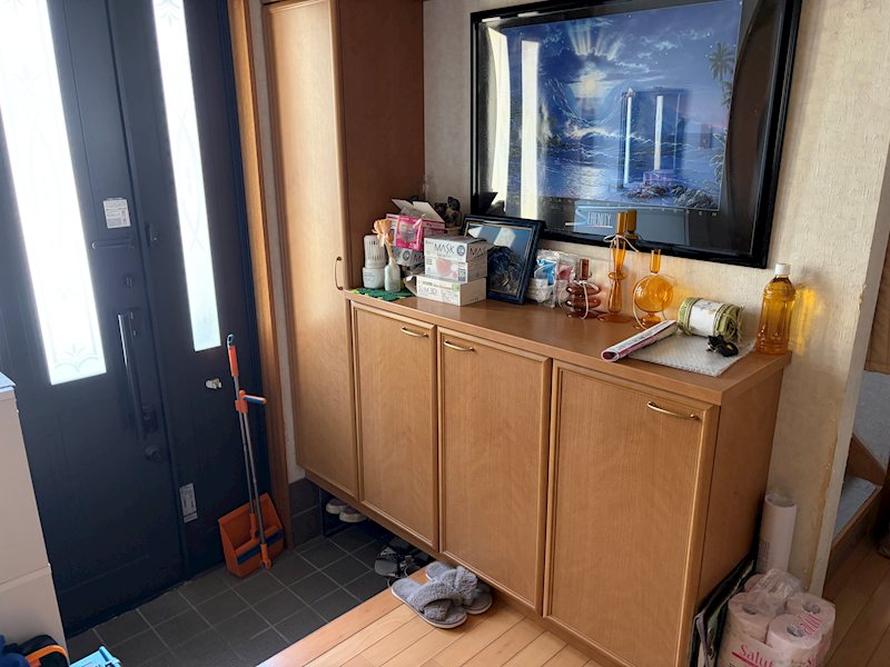 初声町入江中古戸建 現地写真（玄関）