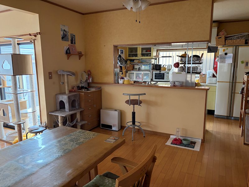 初声町入江中古戸建 内観写真（リビング）