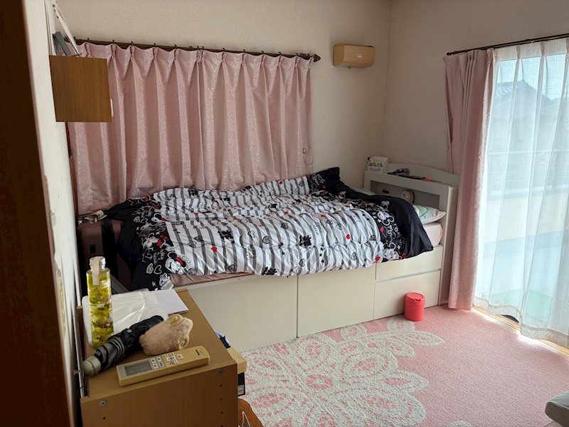 初声町入江中古戸建 内観写真（リビング以外の居室）