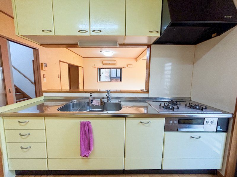 初声町入江中古戸建 内観写真（キッチン）