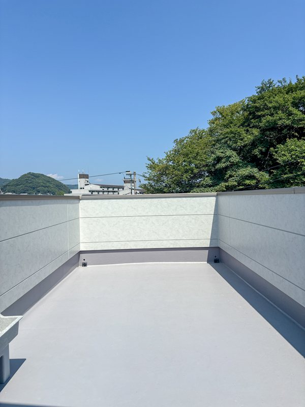 神奈川県横須賀市長沢２丁目 現地写真（バルコニー）