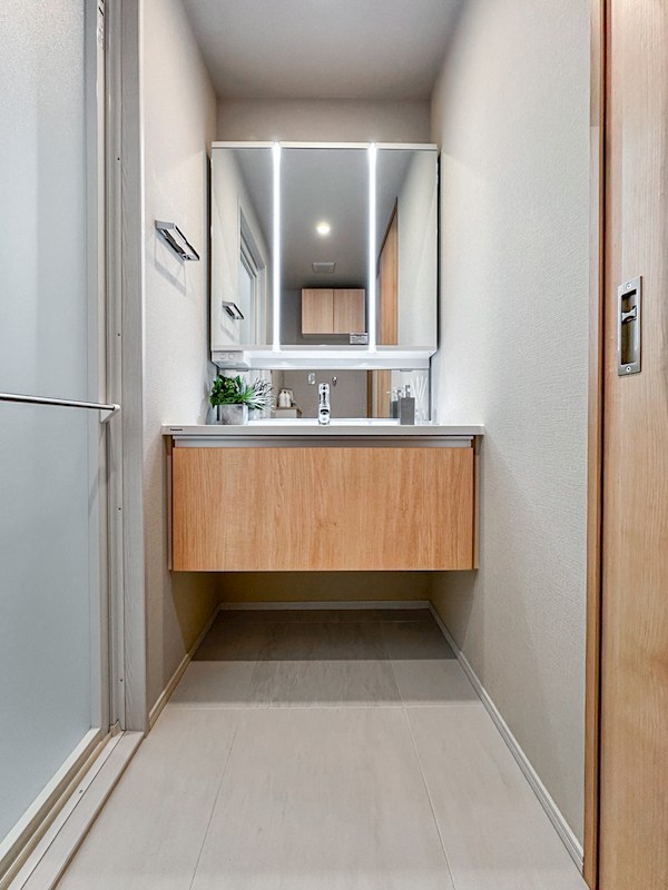 クレッセント東京ヴュータワー　3階南西向き その他