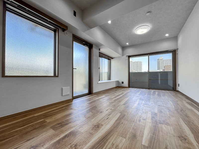 ルイシャトレ錦糸町　6階北東角部屋 外観写真
