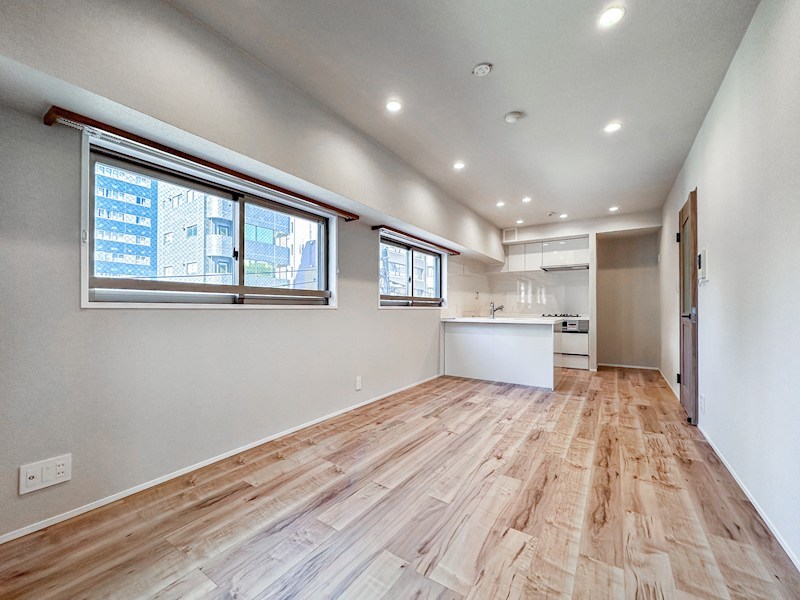 デュオ・スカーラ秋葉原　4階南西角部屋 外観写真