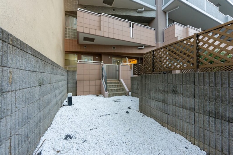 ヴェルビュ錦糸町　専用庭・専用駐車場付き 外観写真