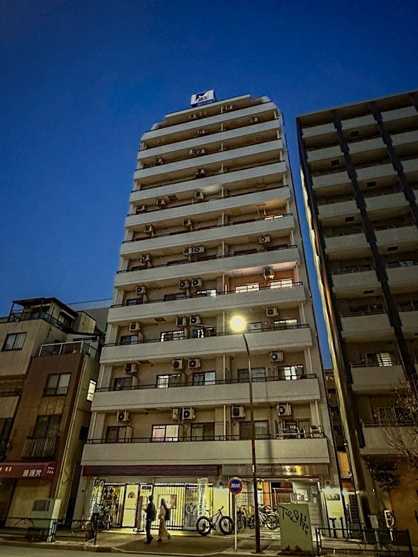 スカイコート両国　5階南西角住戸 外観