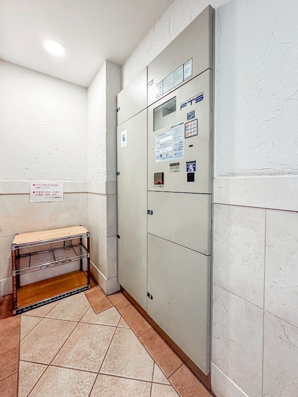 ネバーランド大島　6階3方向角バルコニー その他