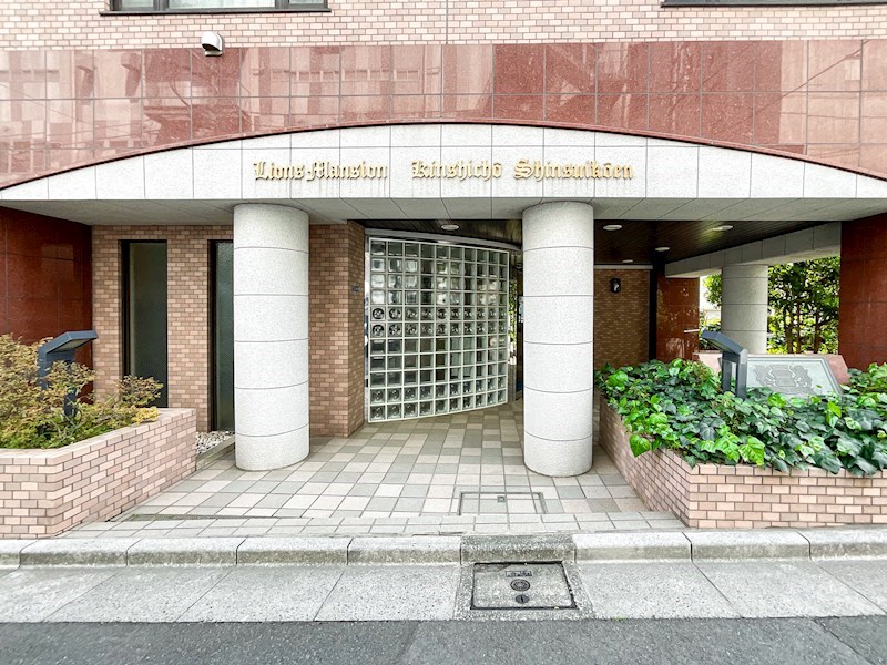 ライオンズマンション錦糸町親水公園　7階角住戸 共用部写真（エントランス）