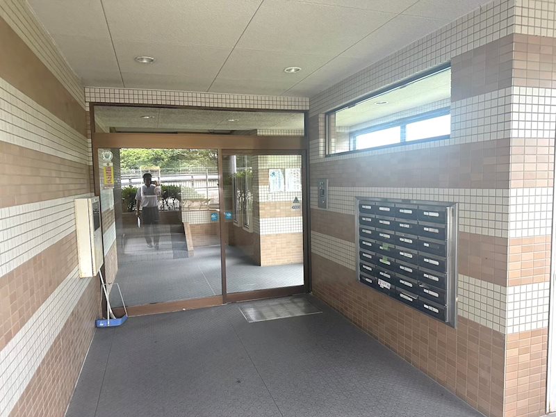 ベルテ不老公園門司　101号室 共用部写真（エントランス）