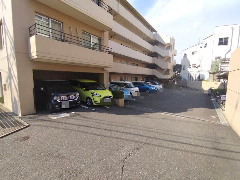 豊中緑丘パークマンション 共用部写真（駐車場）