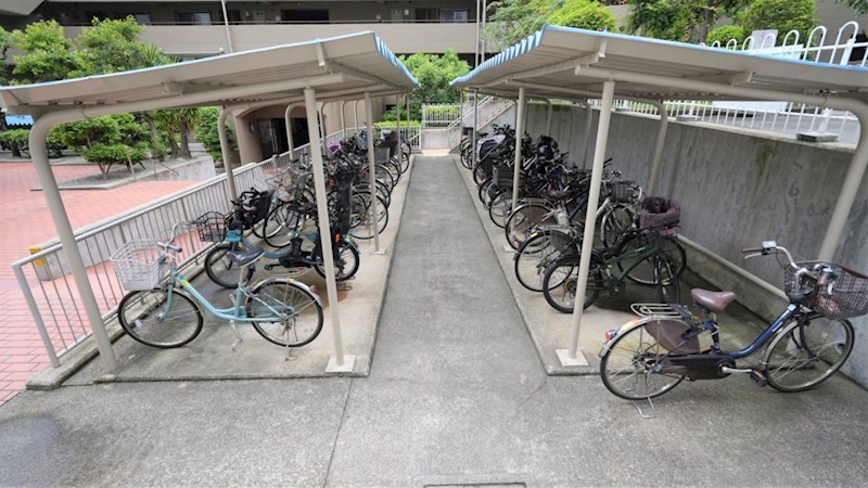 日興千里丘スカイマンションA棟 共用部写真（駐車場）