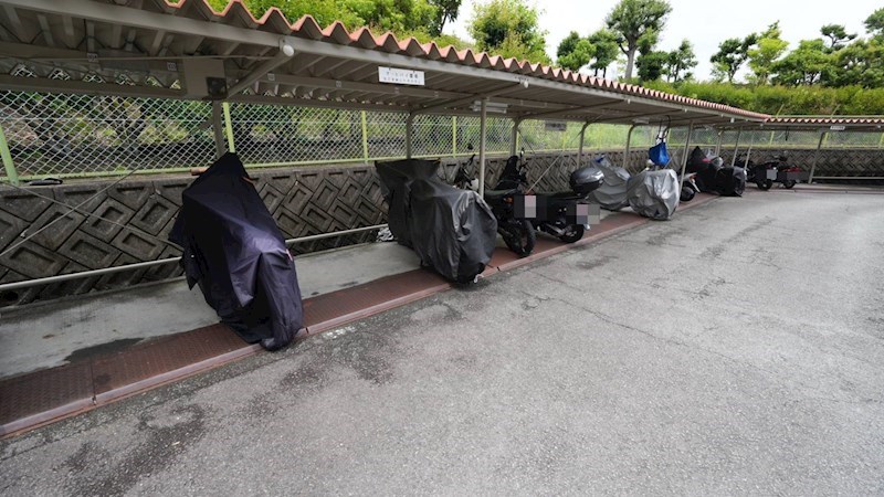 日興千里丘スカイマンションA棟 共用部写真（駐車場）
