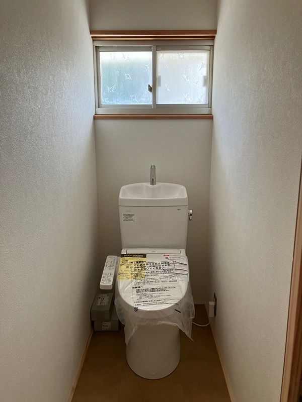 【10/17値下げ】高知市十津５丁目　AA　中古戸建 内観写真（トイレ）