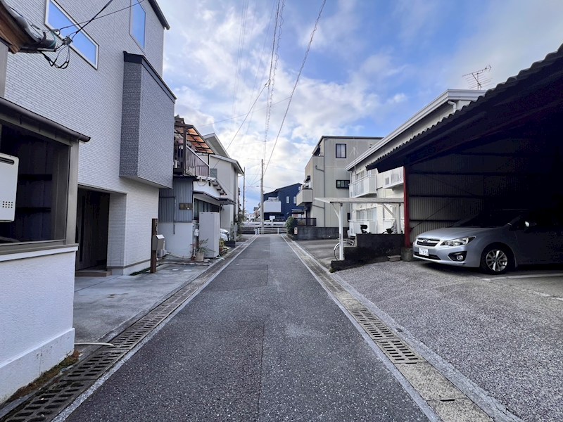 高知市薊野西町1丁目　売土地 現地写真（前面道路含む現地写真）