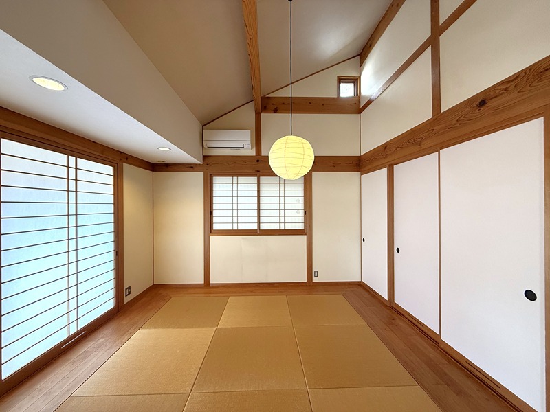 長浜蒔絵台１丁目　中古戸建 内観写真（リビング以外の居室）