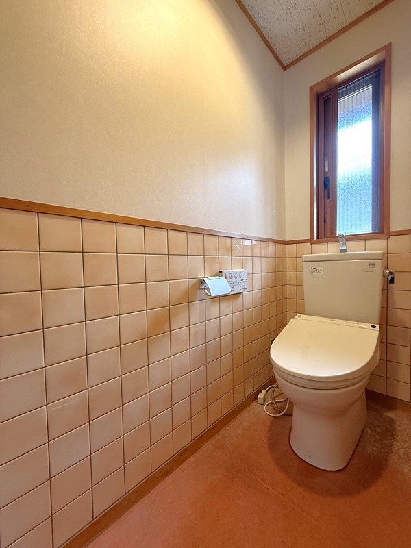長浜蒔絵台１丁目　中古戸建 内観写真（トイレ）