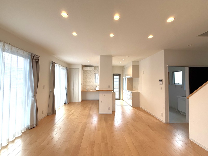 【9/10写真追加】土佐市高岡町甲　中古戸建 内観写真（リビング）