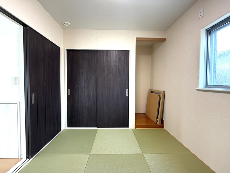 【9/10写真追加】土佐市高岡町甲　中古戸建 内観写真（リビング以外の居室）