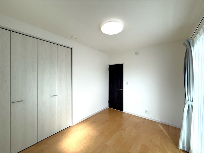 【9/10写真追加】土佐市高岡町甲　中古戸建 内観写真（リビング以外の居室）