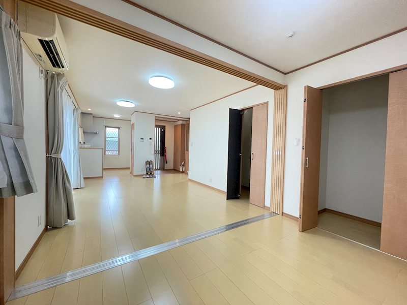 愛知県北名古屋市西之保犬井 内観写真（リビング）
