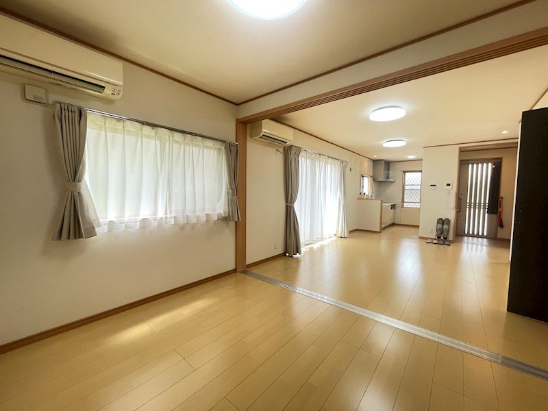 愛知県北名古屋市西之保犬井 内観写真（リビング）