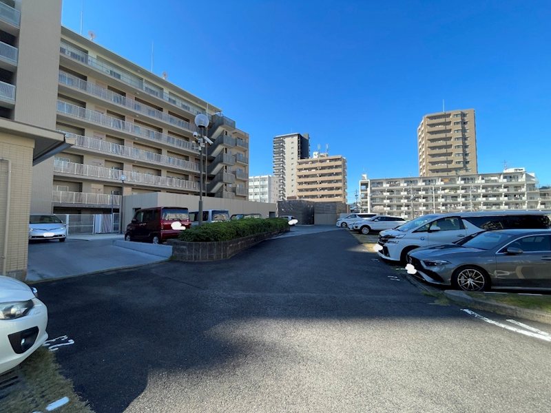 シティコーポ自由ヶ丘1番館 共用部写真（駐車場）