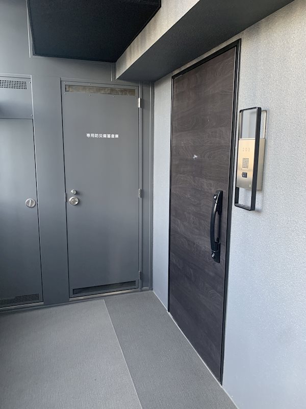 プレサンスロジェ大垣 現地写真（玄関）