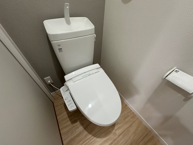岐阜県岐阜市昭和町１丁目 内観写真（トイレ）