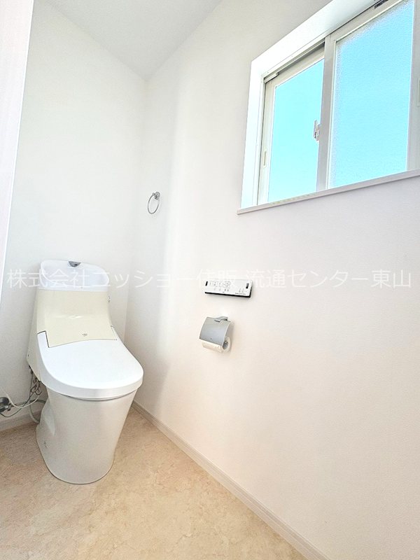 愛知県長久手市前熊一ノ井 内観写真（トイレ）
