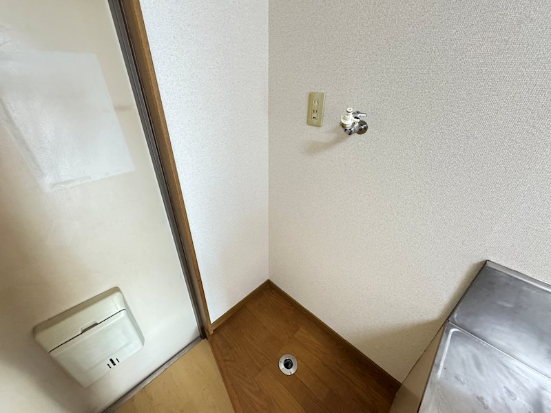 愛知県刈谷市板倉町３丁目 現地写真（玄関）