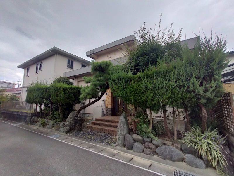 鈴鹿市寺家１丁目　中古戸建 現地写真