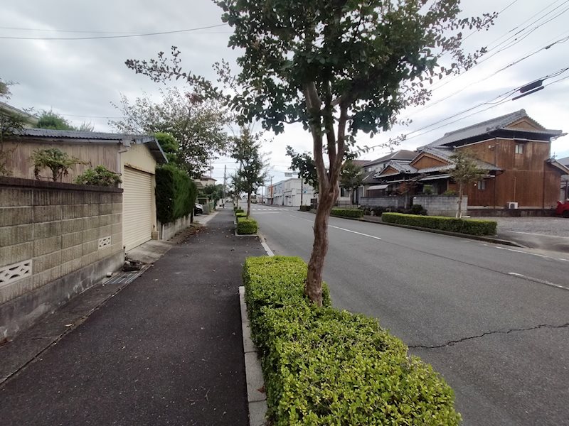 鈴鹿市寺家１丁目　中古戸建 現地写真（前面道路含む現地写真）