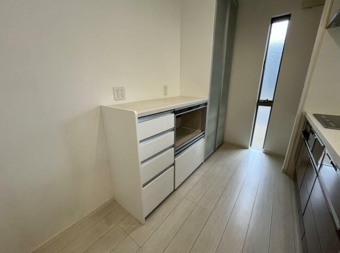 【会員限定】鈴鹿市野町南1　中古戸建 内観写真（キッチン）