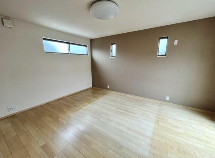 【会員限定】鈴鹿市野町南1　中古戸建 内観写真（寝室）
