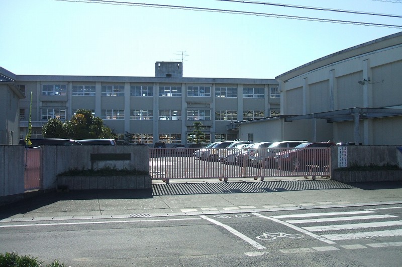 【会員限定】鈴鹿市西条9丁目約49坪　土地 小学校