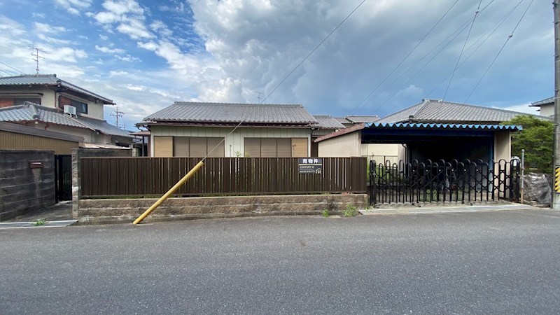 【会員限定】亀山市みどり町 中古戸建 90.6坪 現地写真