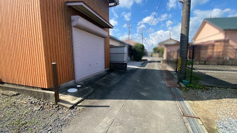 鈴鹿市西条２丁目 中古戸建 現地写真（前面道路含む現地写真）